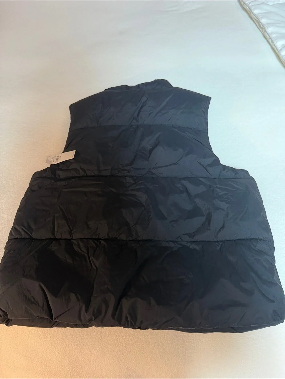 Old Navy Black Quilted Puffer Vest for BOYS NWT Large